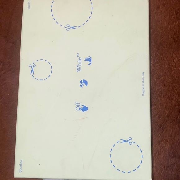 Woman off-white sneaker pink and black only wore once - Picture 1 of 6